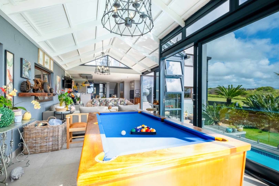 5 Bedroom Property for Sale in Oubaai Western Cape